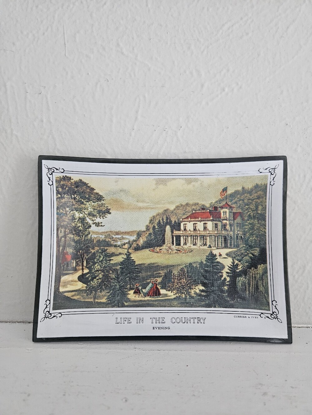 Vintage Currier & Ives 'Life In The Country' Decorative Glass Trinket Tray